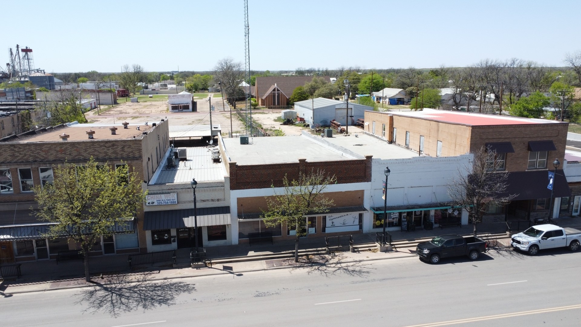 135 N Main Street Winters TX 79567