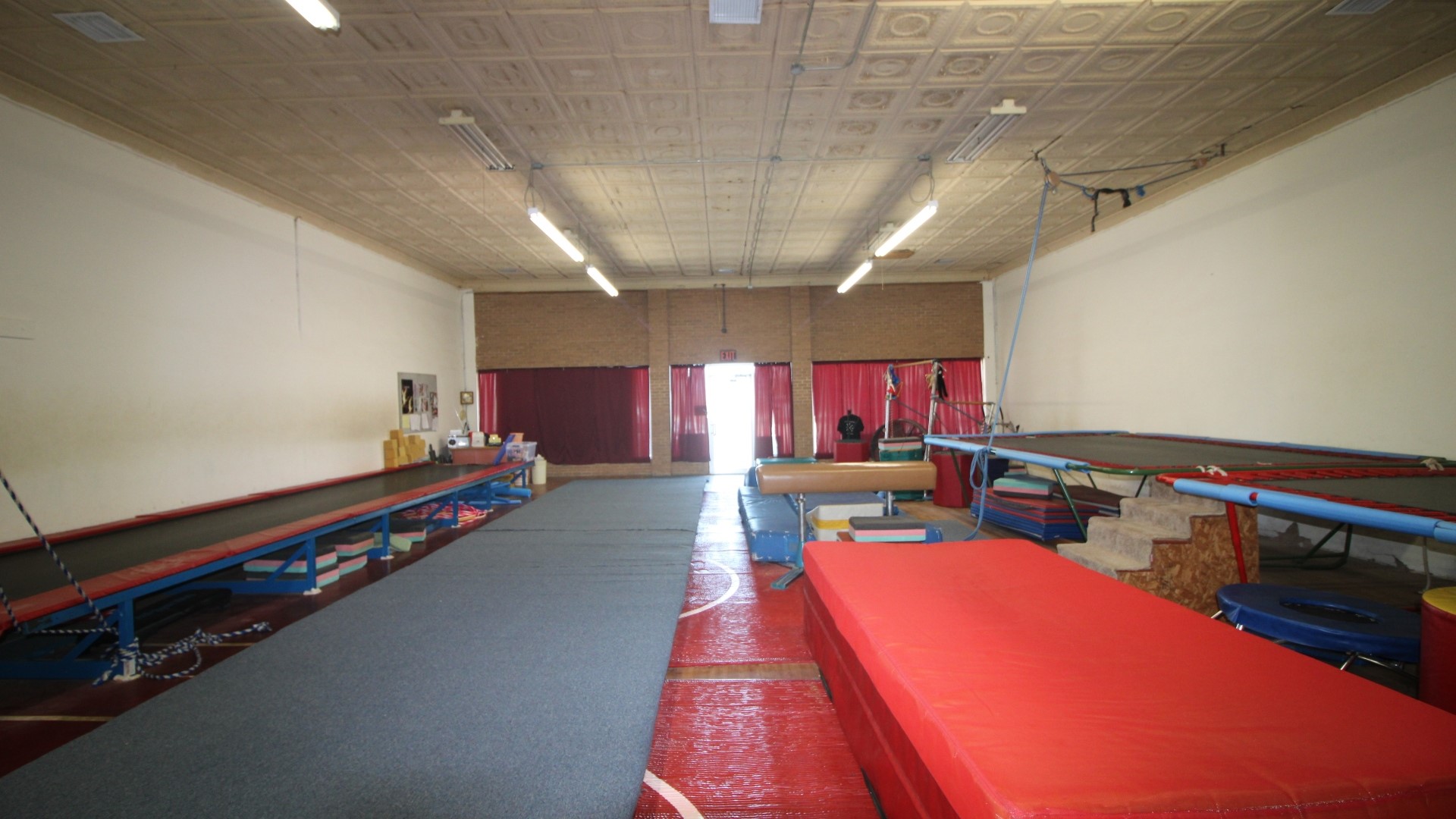 135 N Main Street Winters TX 79567