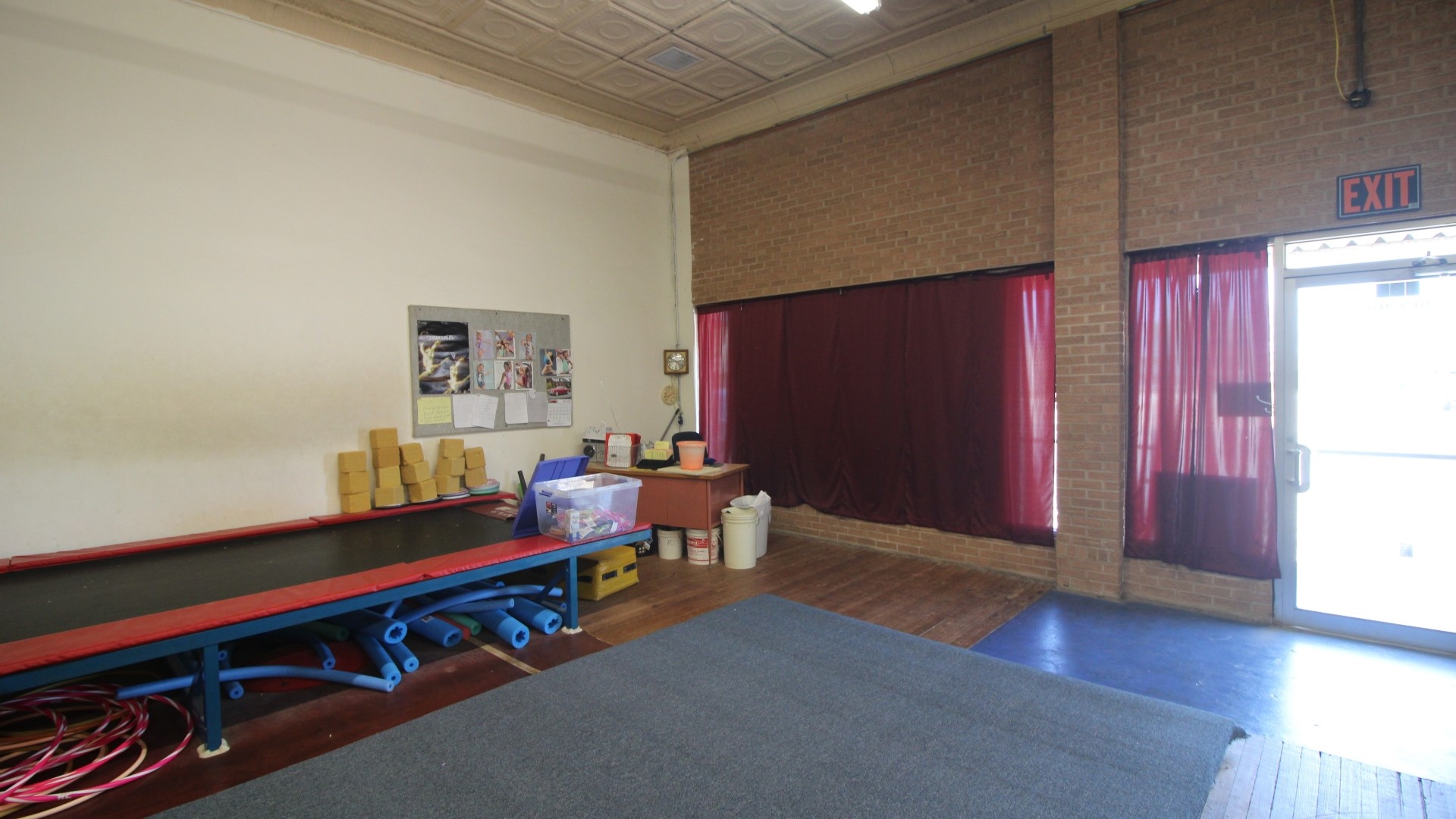 135 N Main Street Winters TX 79567