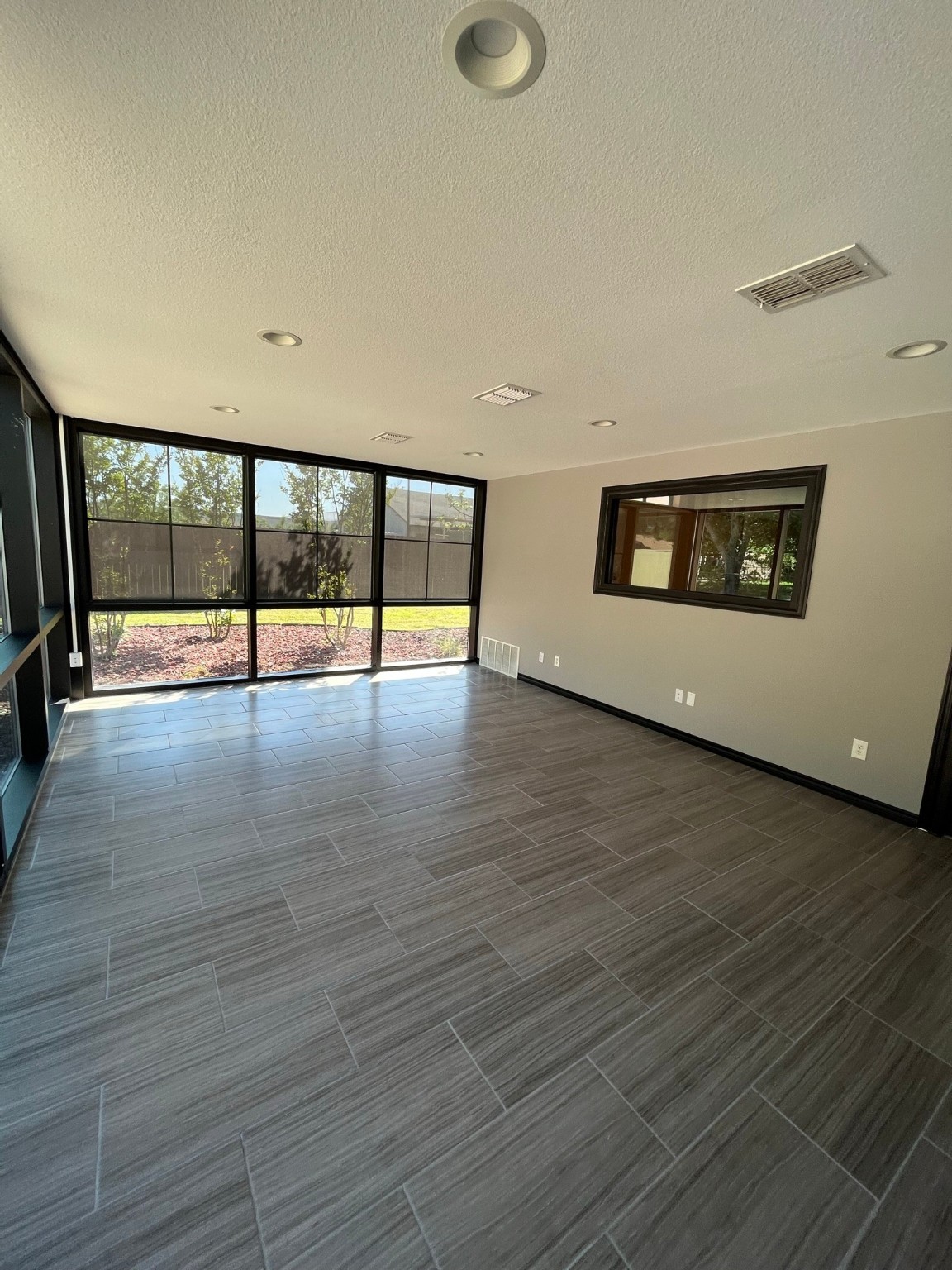 621 Cow Alley Avenue Waxahachie TX 75165
