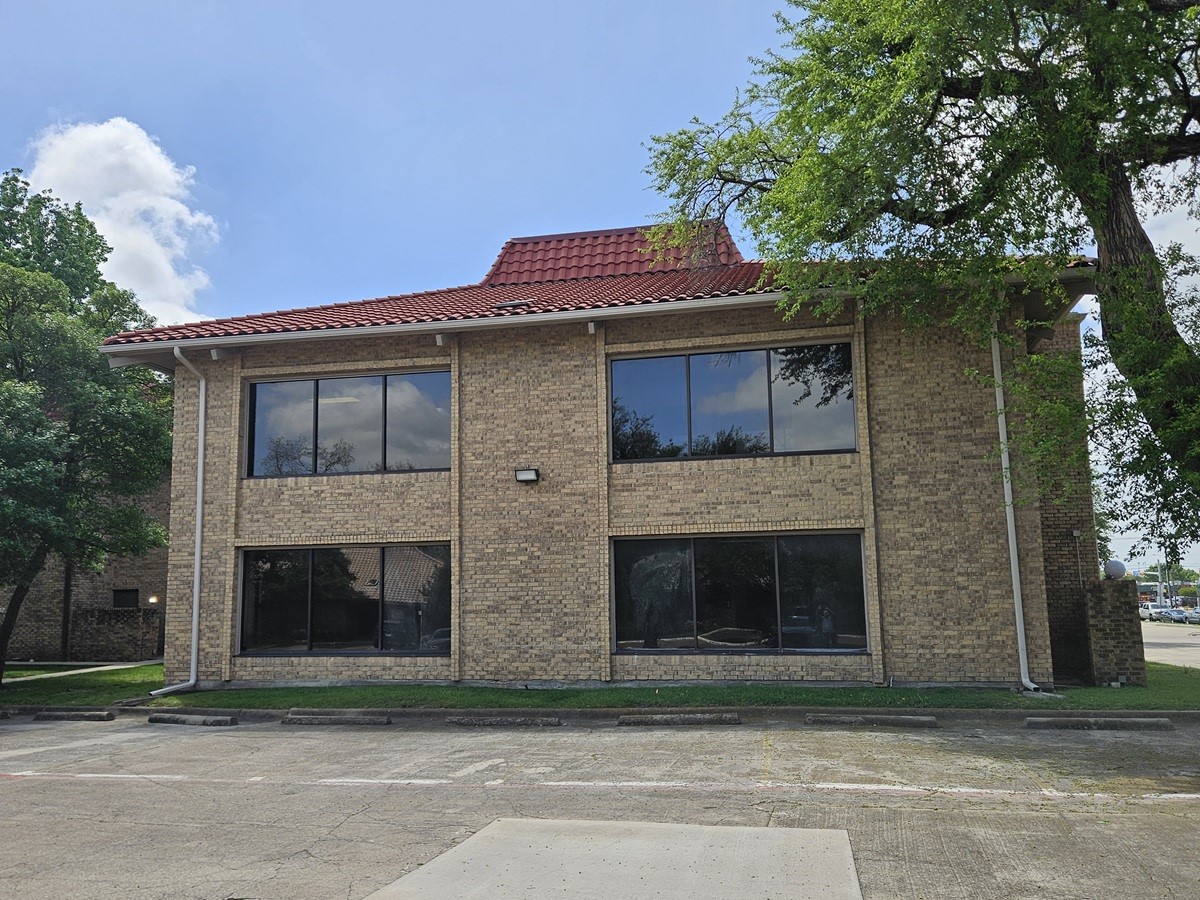 901 Waterfall Way Richardson TX 75080