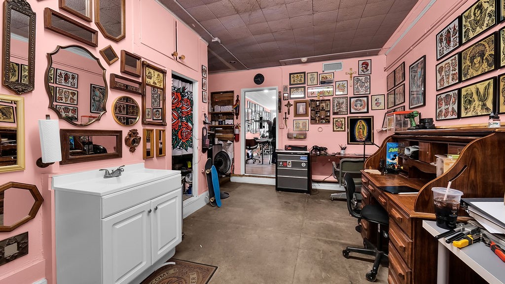 115-121 E Wall Sherman TX 75090