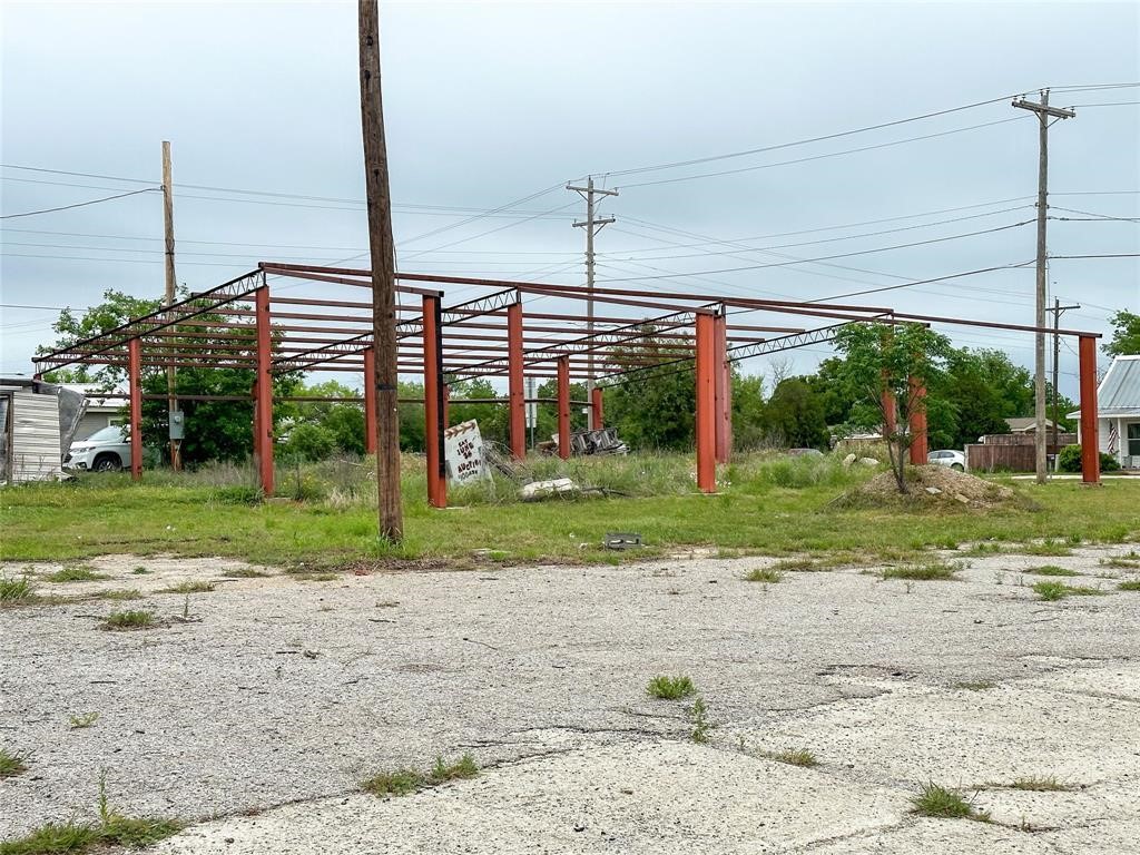 511 E 8th Street Cisco TX 76437