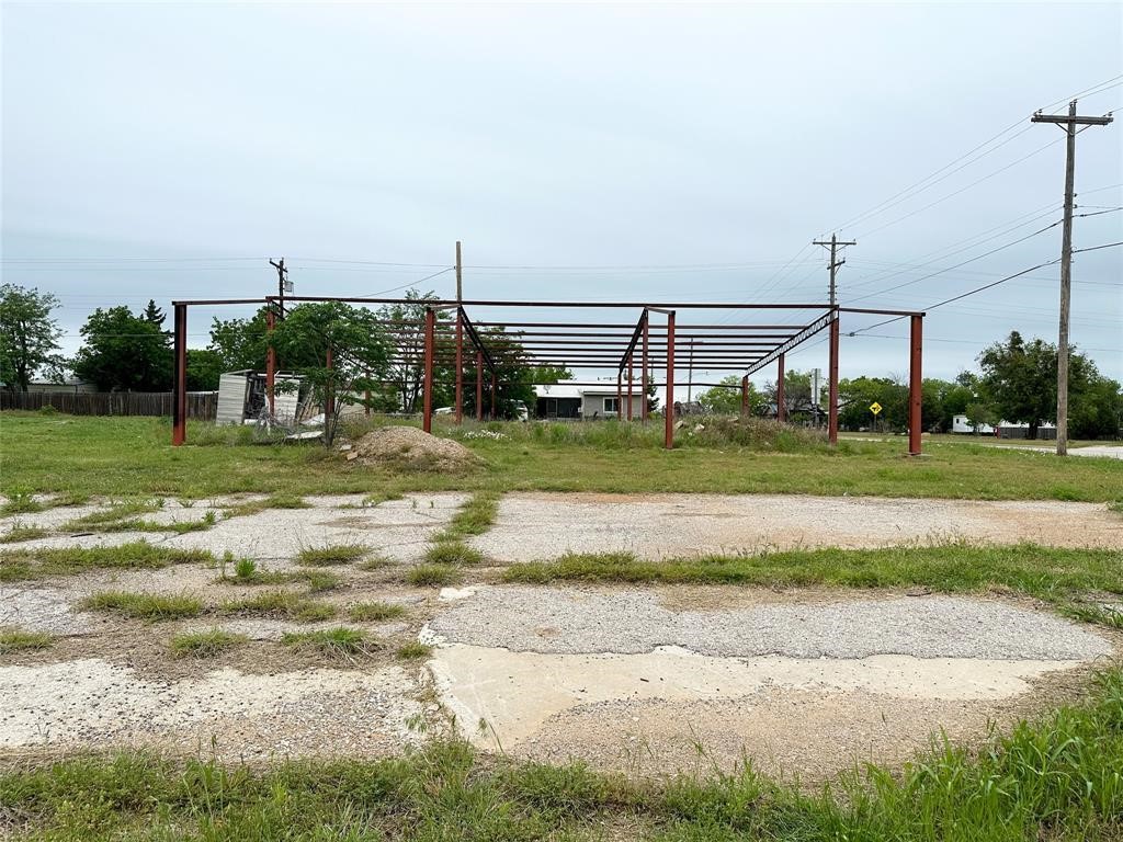 511 E 8th Street Cisco TX 76437