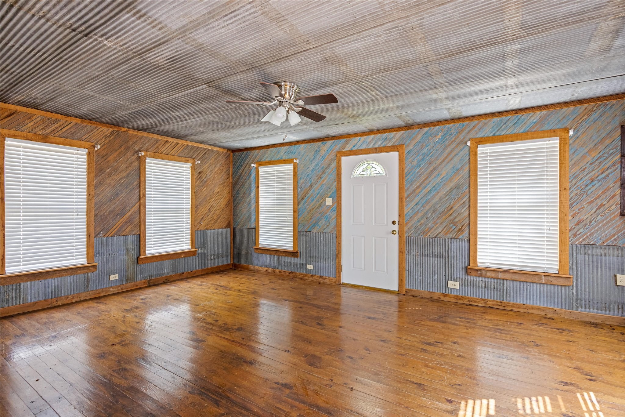 301 NE Barnard Street Glen Rose TX 76043