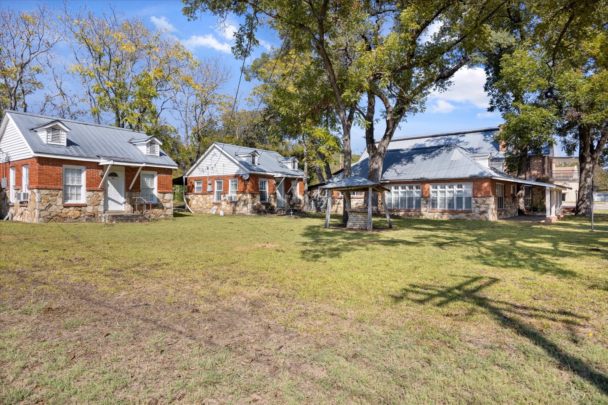 301 NE Barnard Street Glen Rose TX 76043