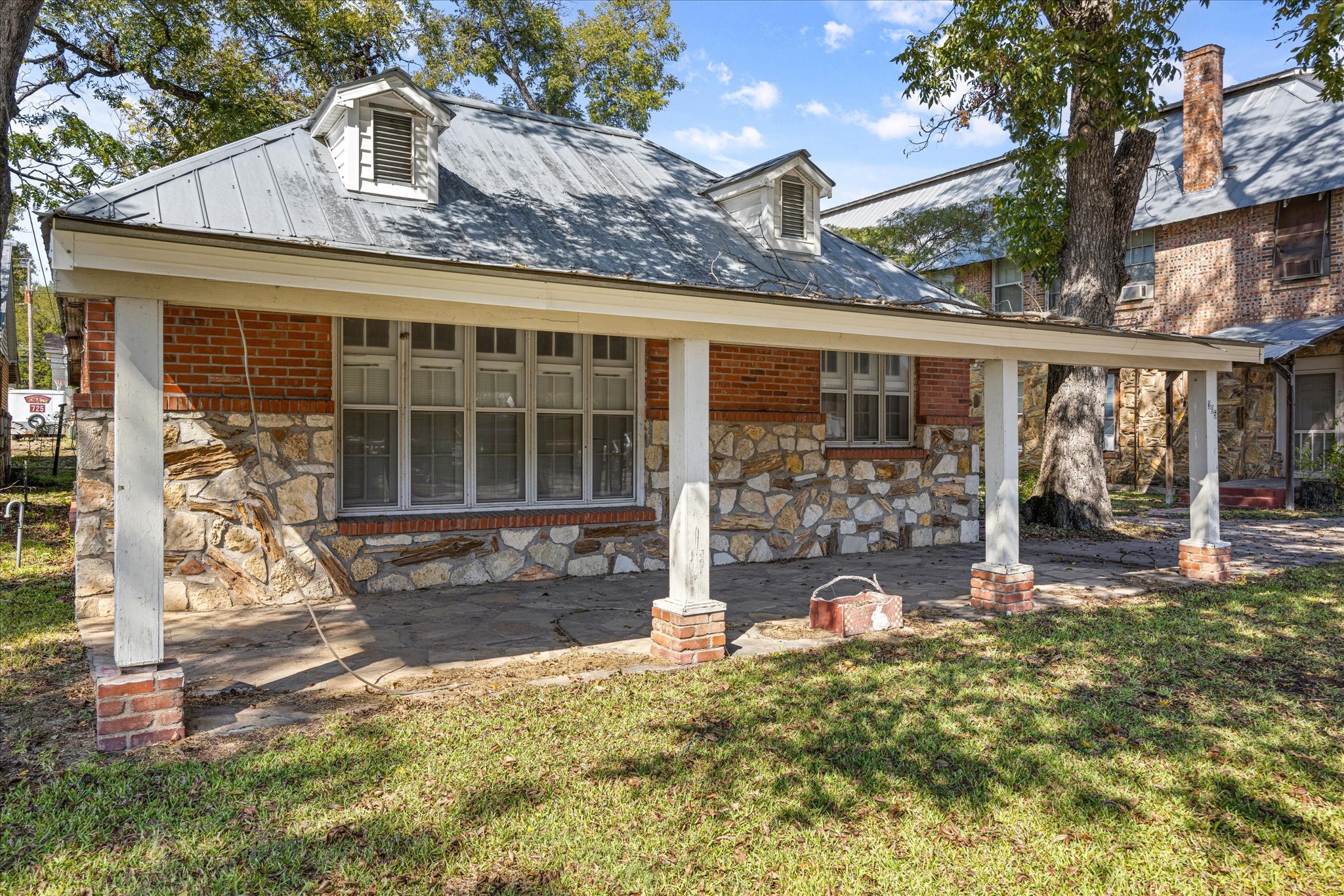 301 NE Barnard Street Glen Rose TX 76043