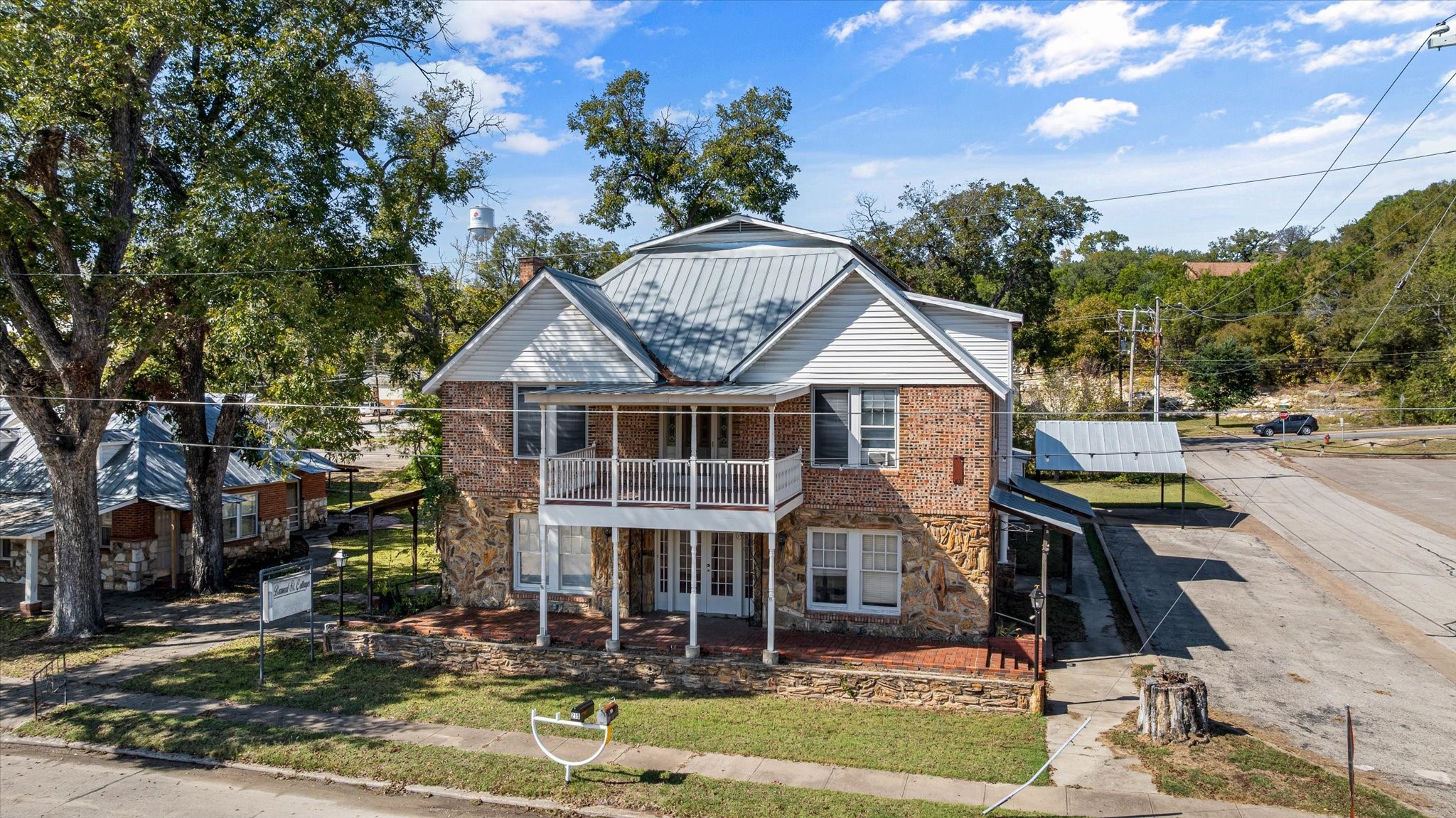 301 NE Barnard Street Glen Rose TX 76043