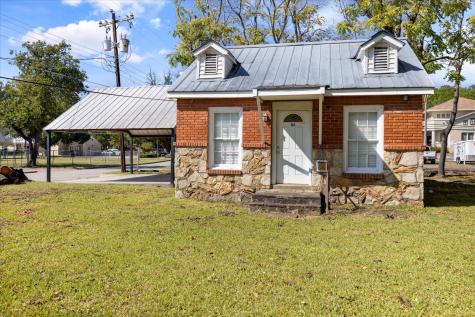 301 NE Barnard Street Glen Rose TX 76043