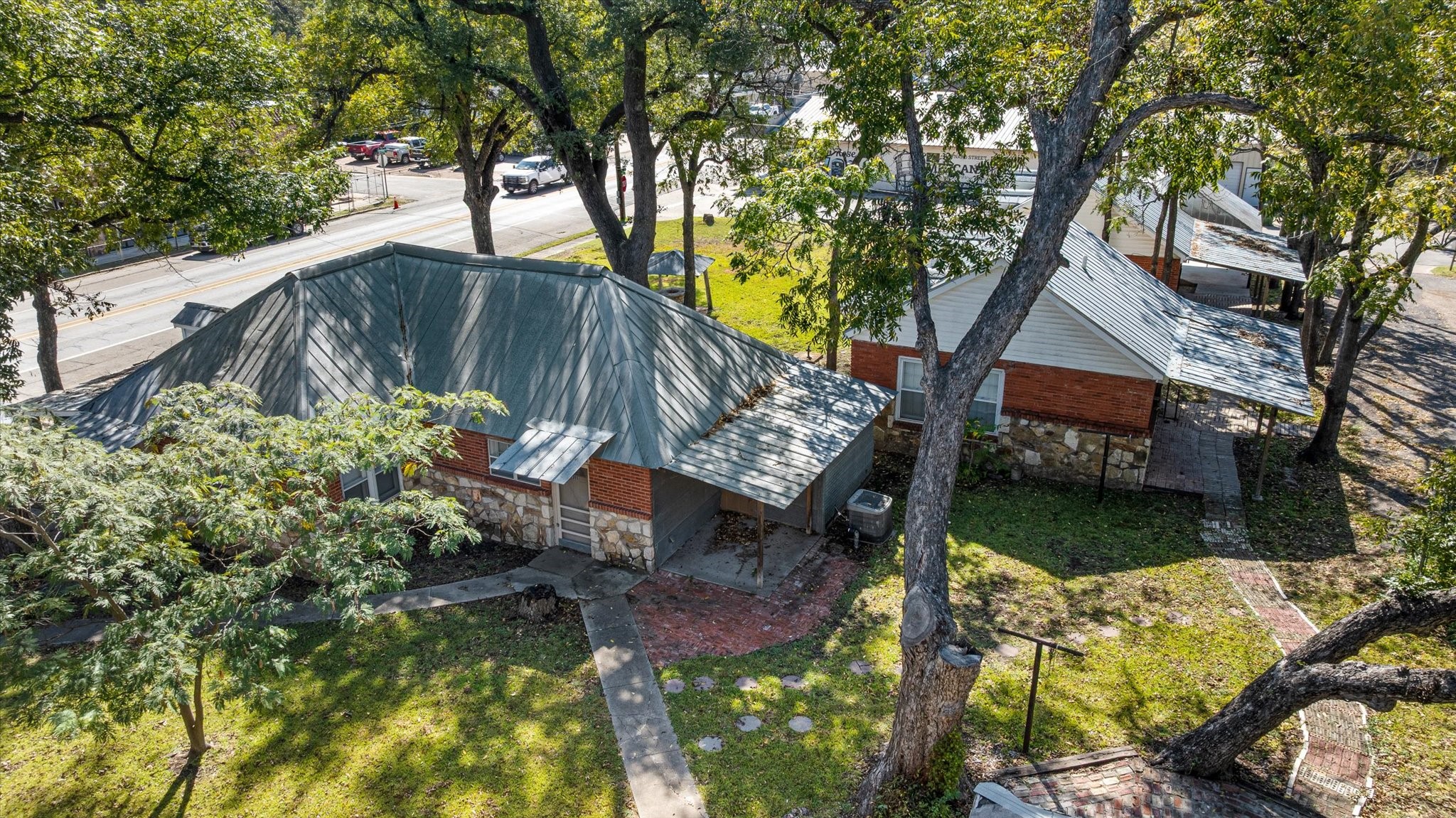 301 NE Barnard Street Glen Rose TX 76043