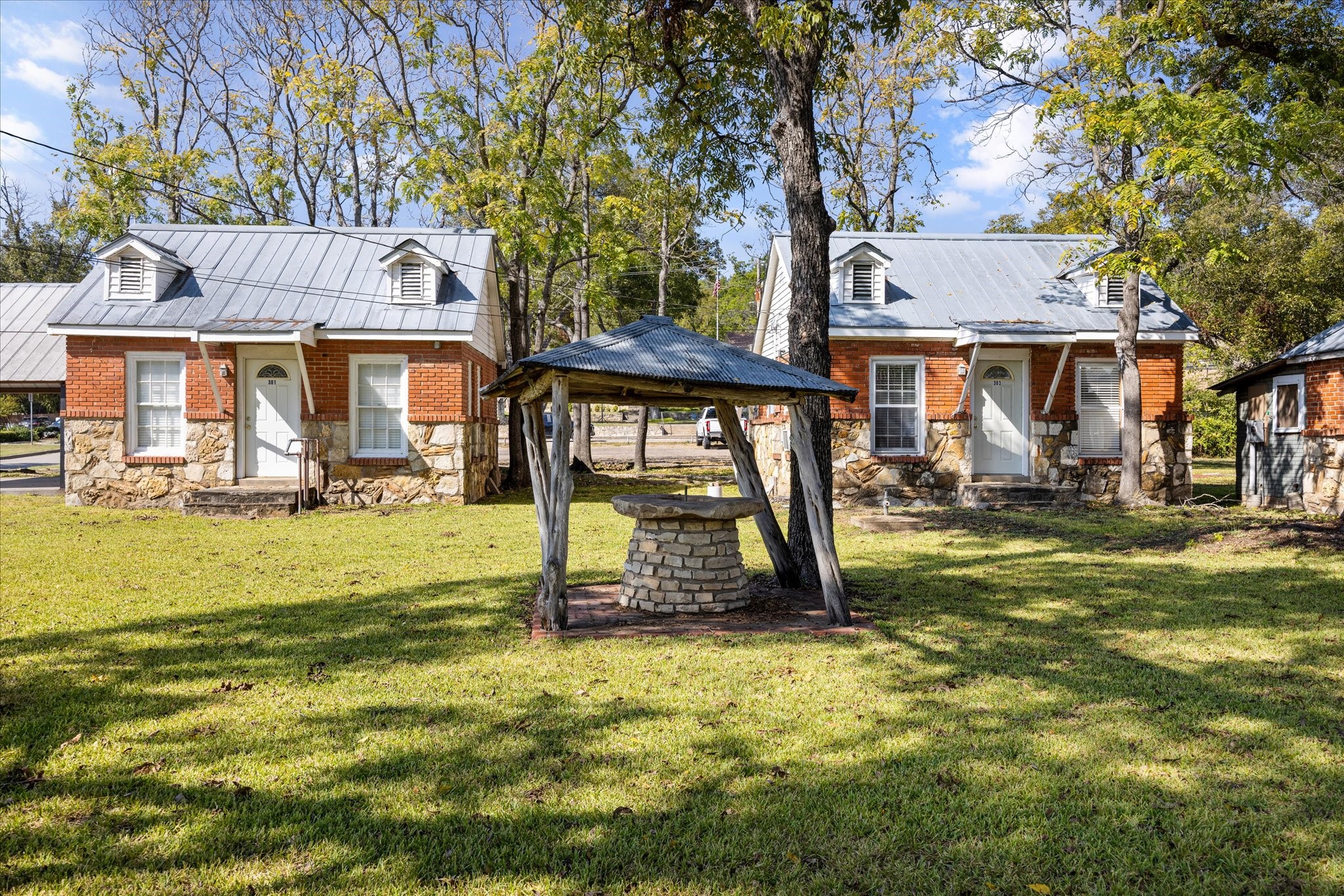 301 NE Barnard Street Glen Rose TX 76043