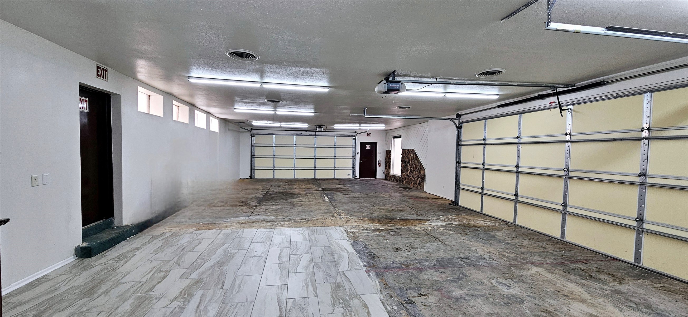 1401 Oak Knoll Drive Haltom City TX 76117