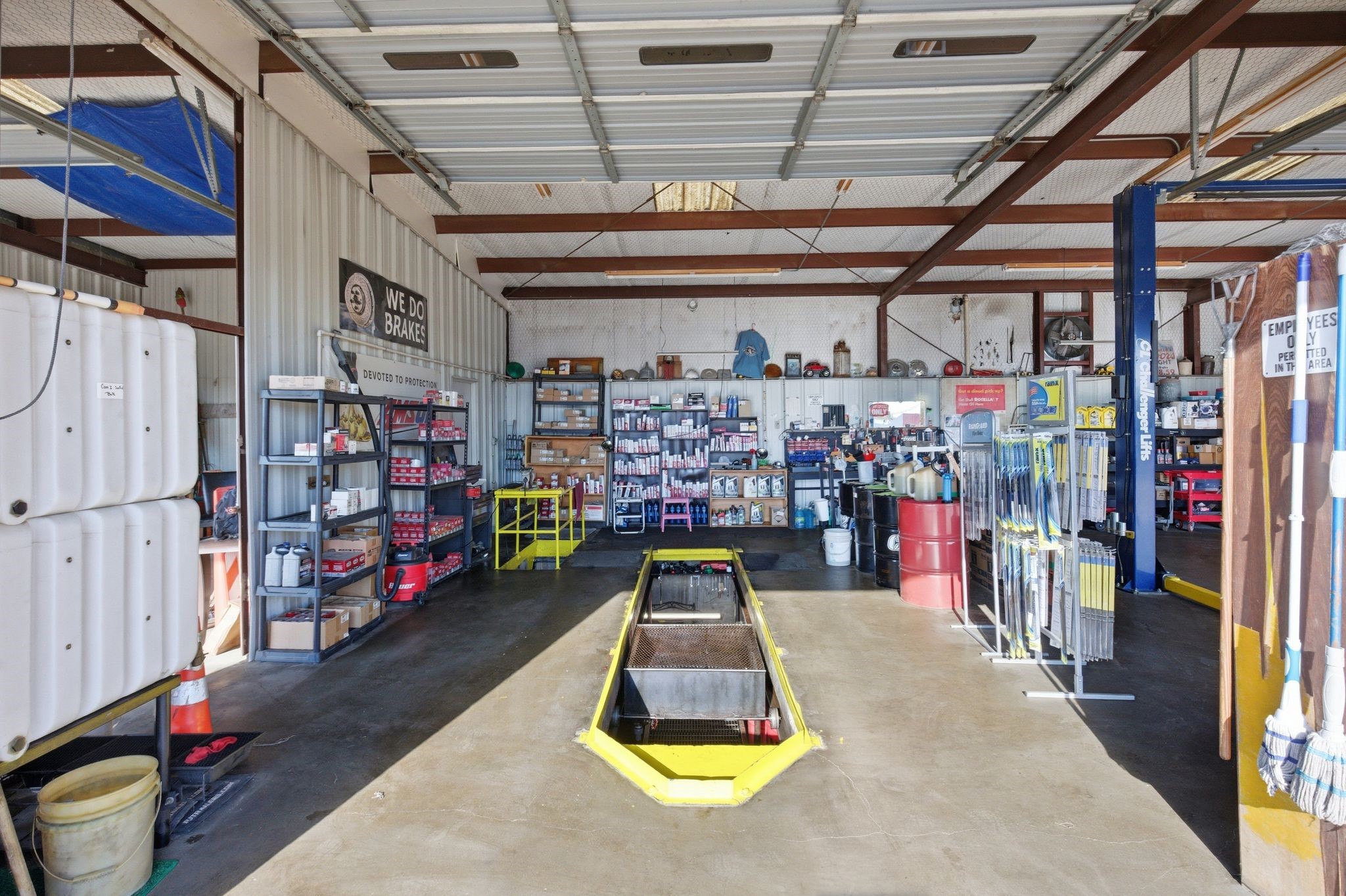 319 W Lennon Drive Emory TX 75440