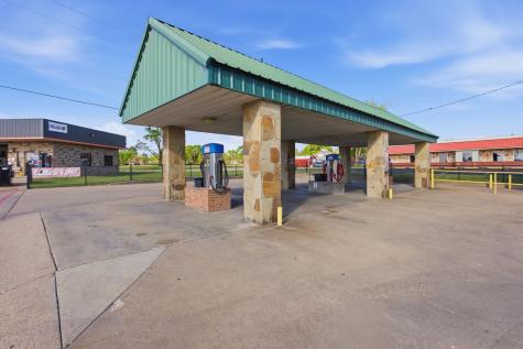 319 W Lennon Drive Emory TX 75440