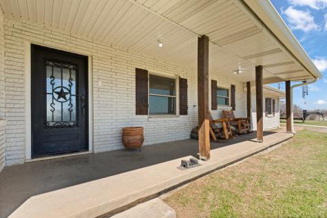 1641 E Henderson Street Cleburne TX 76031