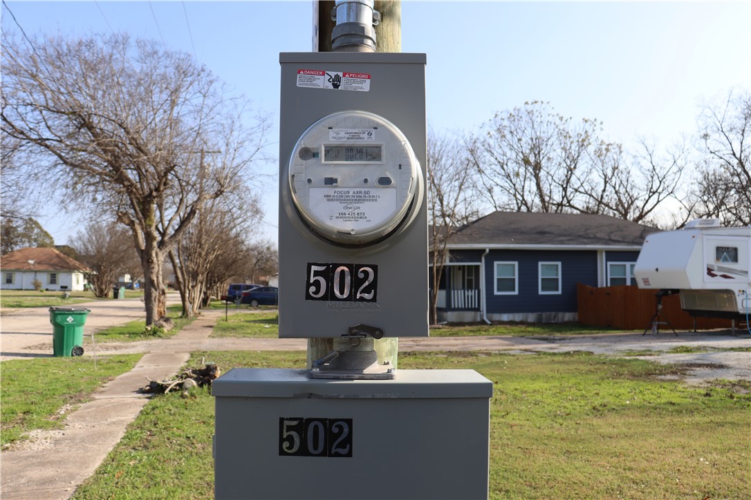 502 E Navarro Street Mart TX 76664