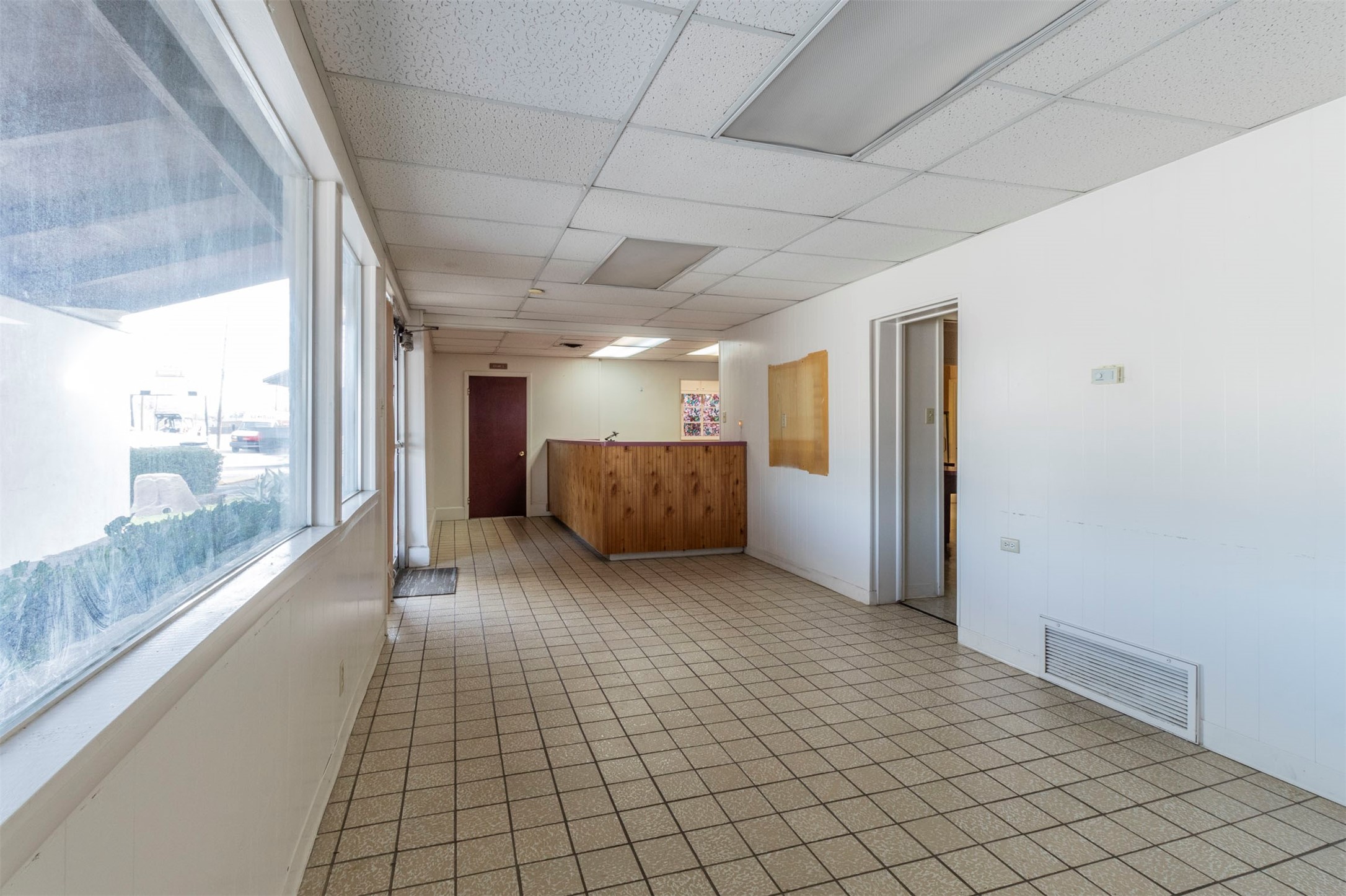 1012 W Division Street Arlington TX 76012