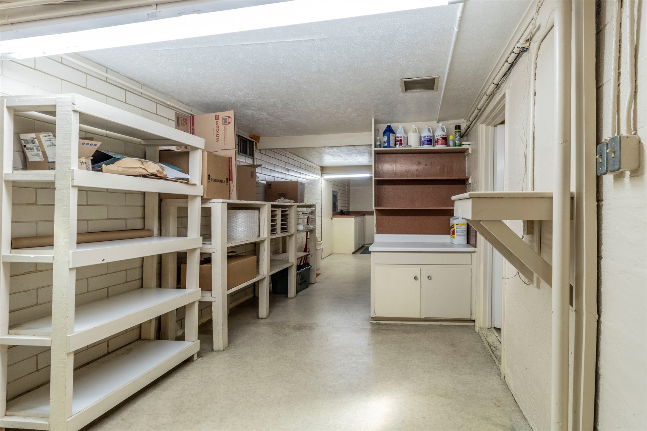 1012 W Division Street Arlington TX 76012