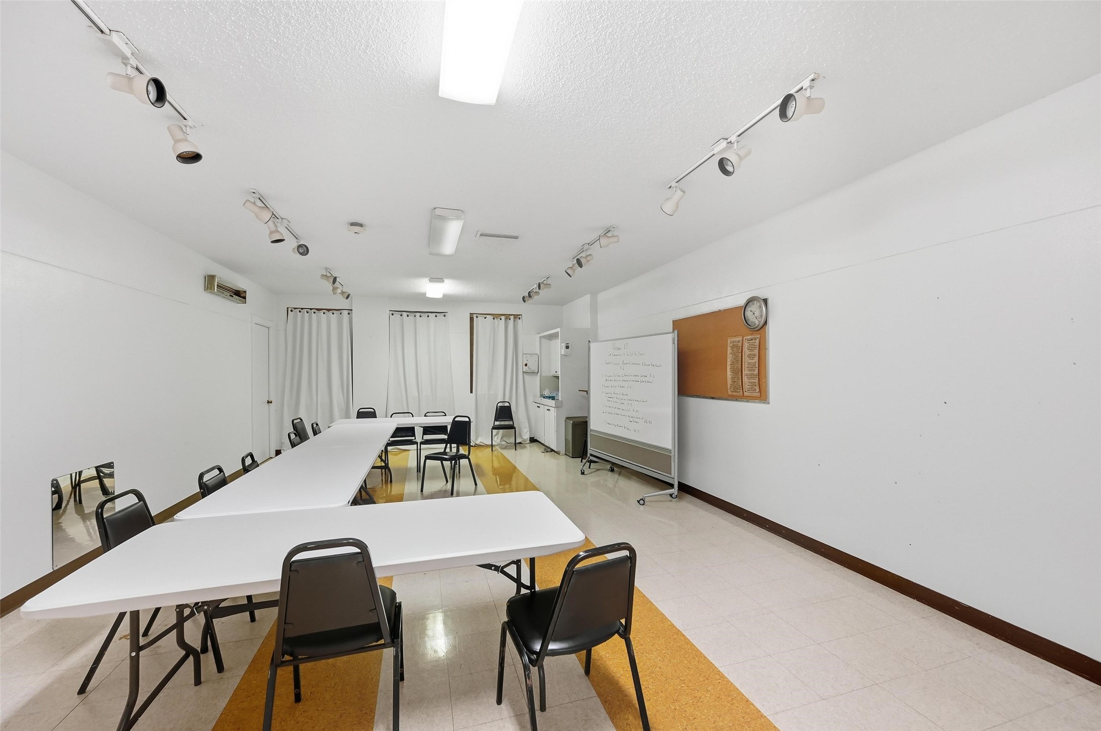 1519 Circle Park Boulevard Fort Worth TX 76164