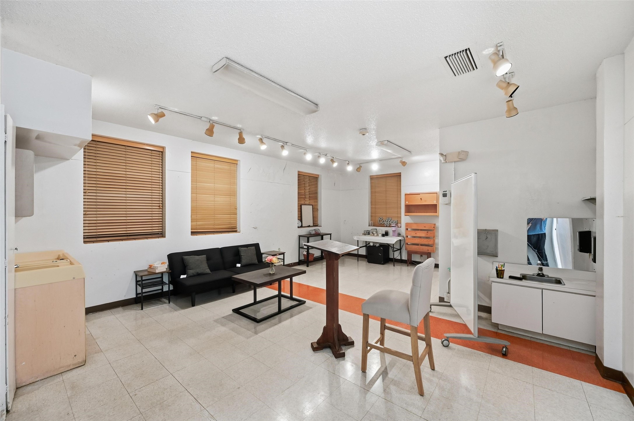 1519 Circle Park Boulevard Fort Worth TX 76164