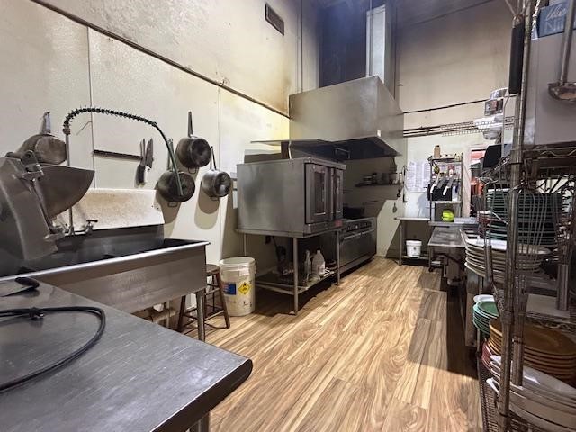 112 W Grand Street Whitewright TX 75491