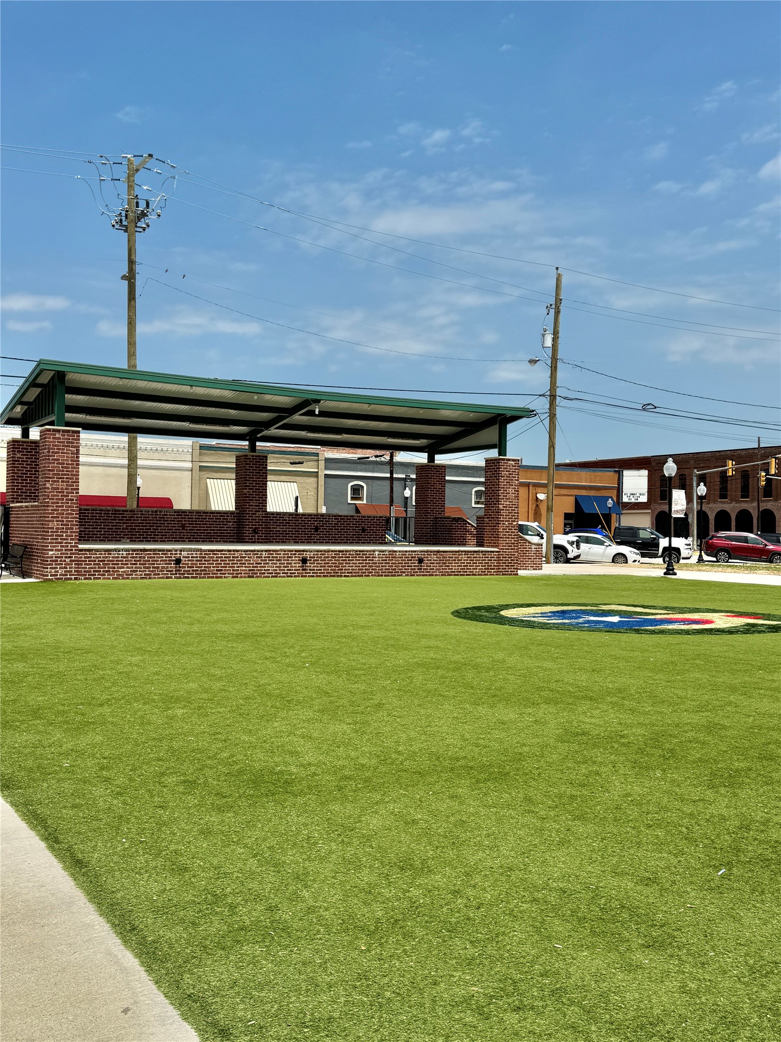 114 N Commerce Street Gainesville TX 76240