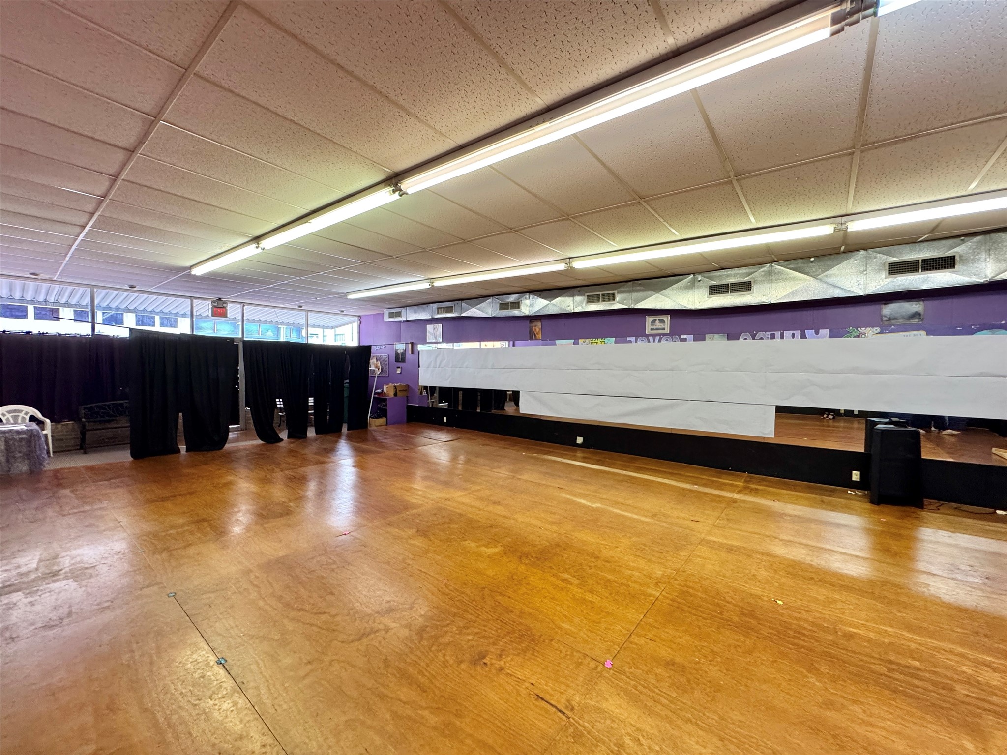 114 N Commerce Street Gainesville TX 76240