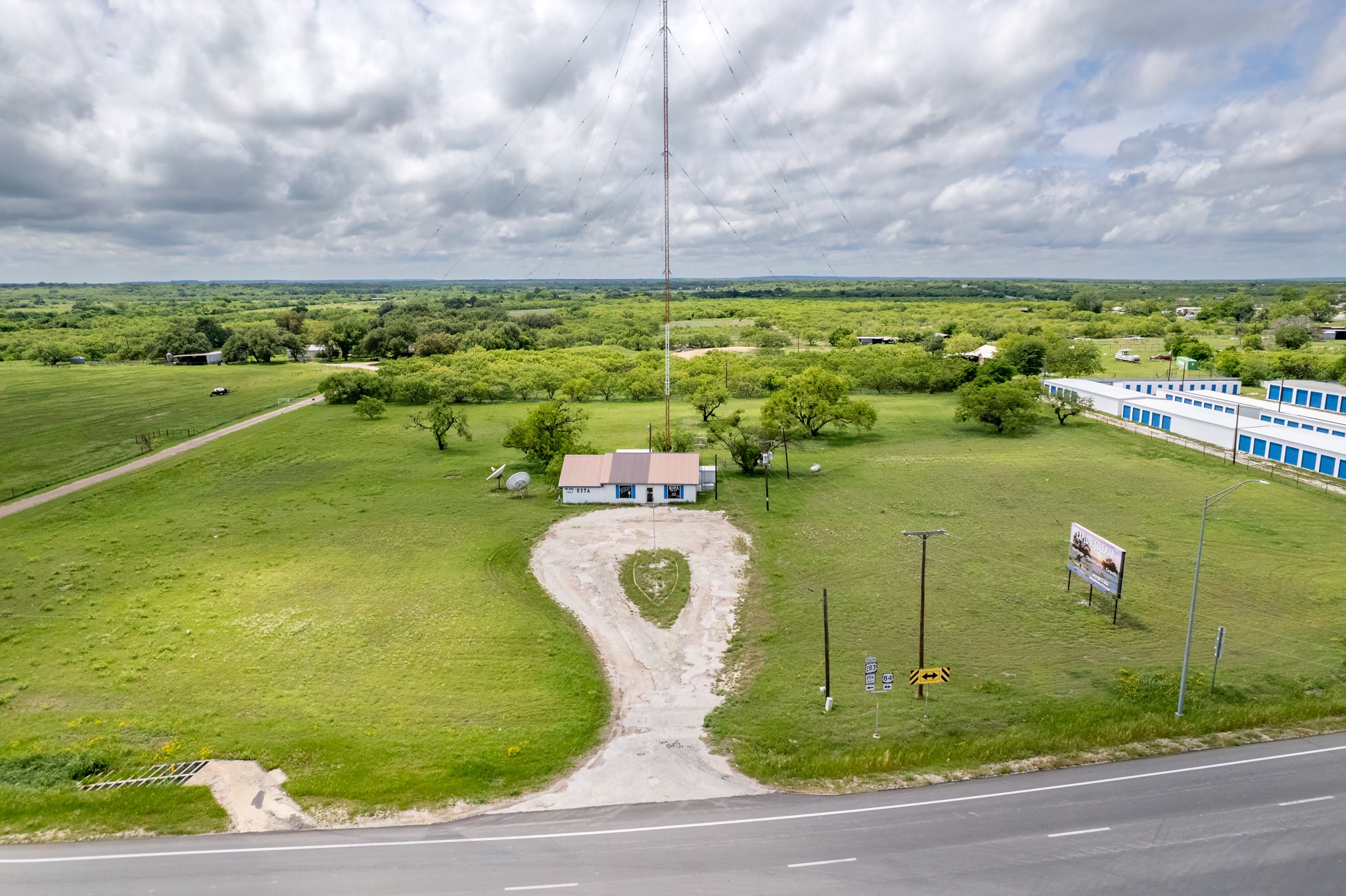 2201 N Neches Street Coleman TX 76834