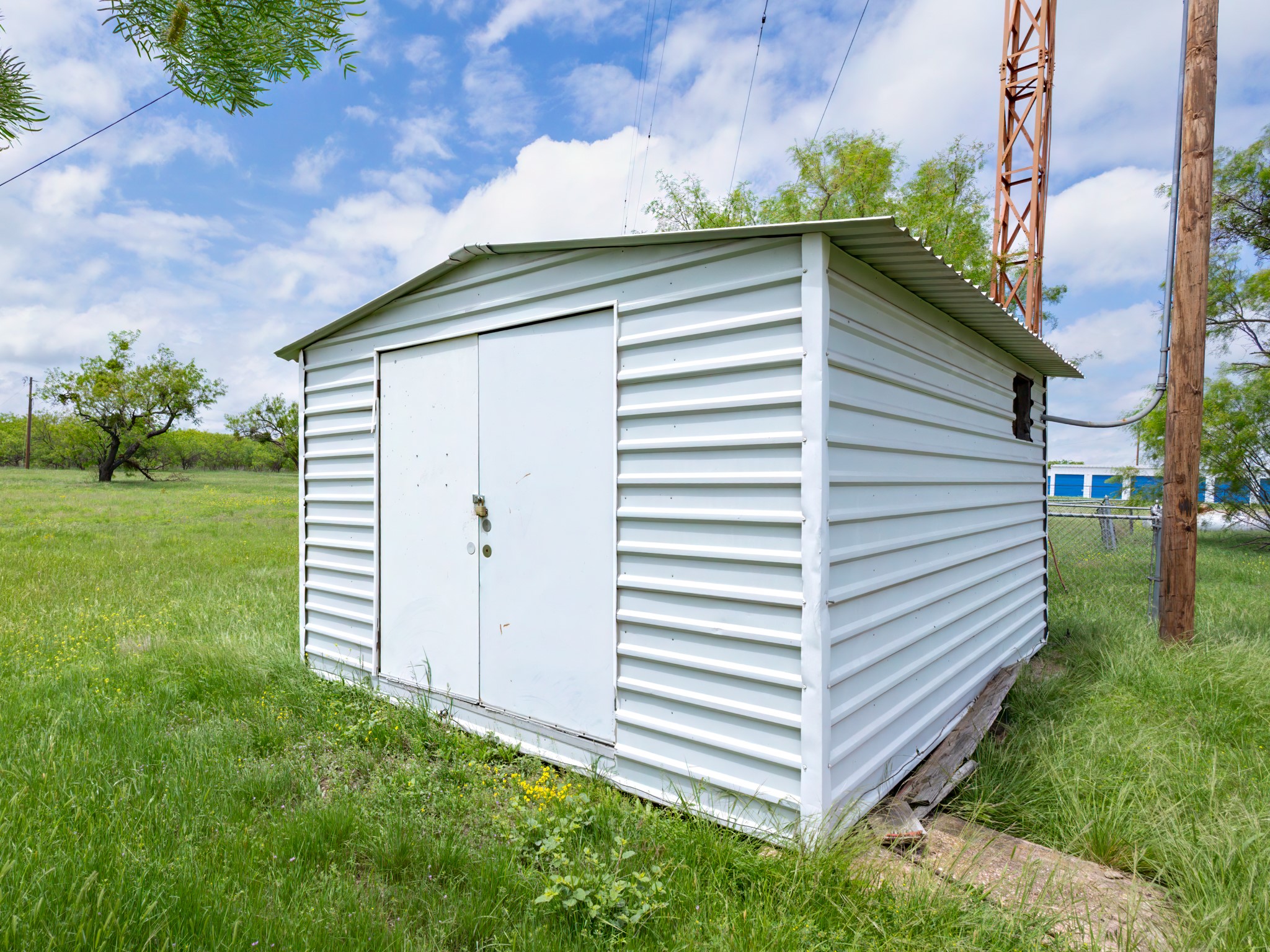 2201 N Neches Street Coleman TX 76834