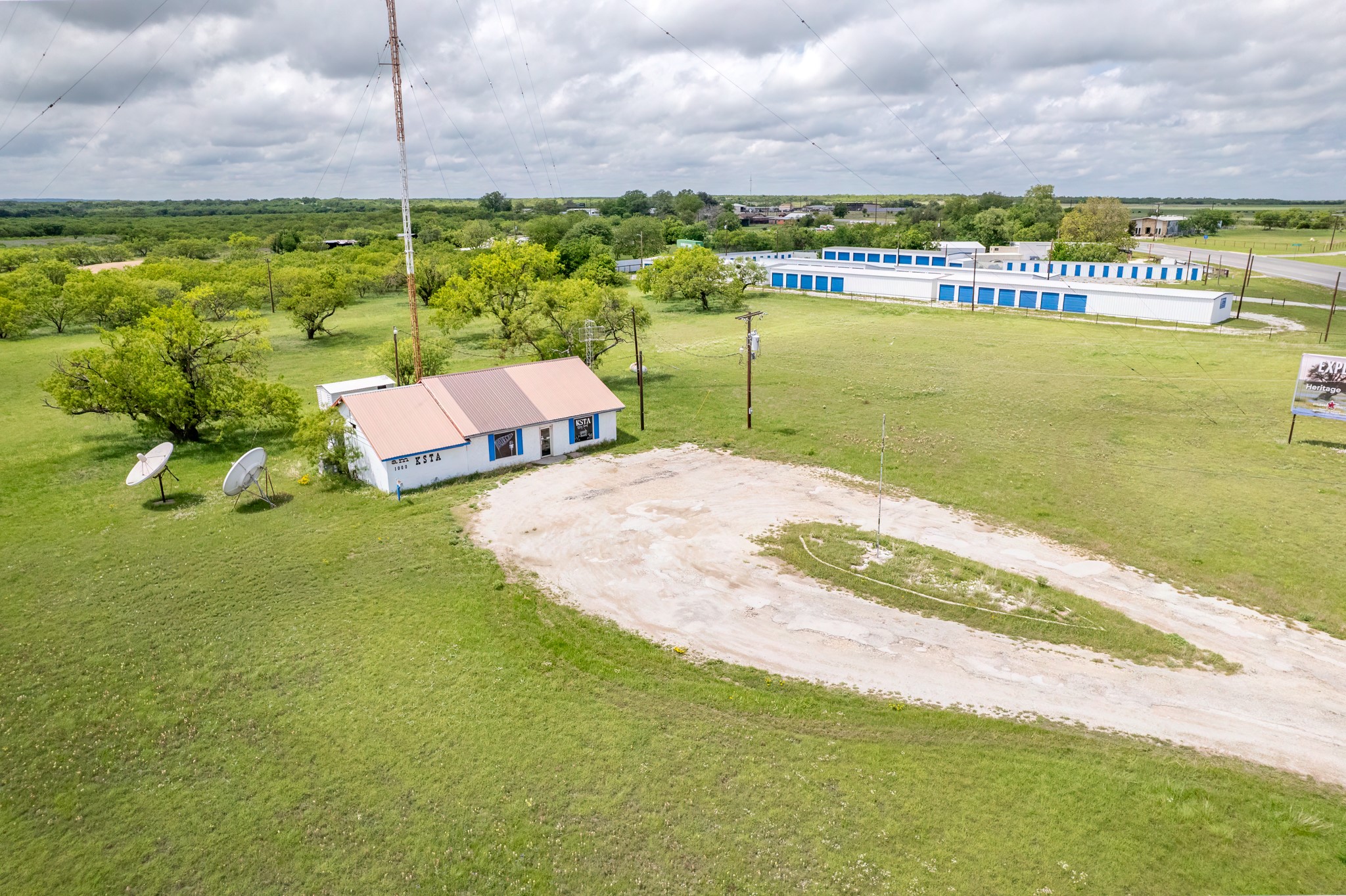 2201 N Neches Street Coleman TX 76834