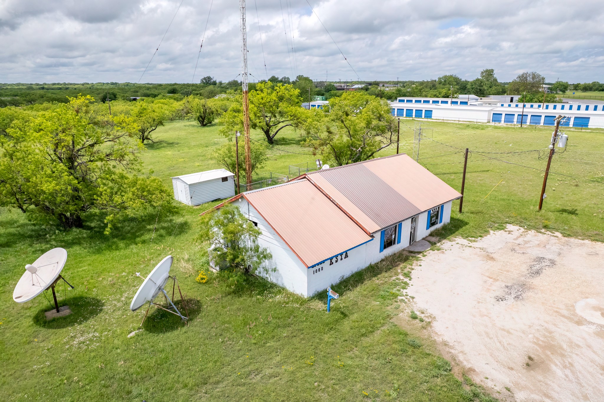 2201 N Neches Street Coleman TX 76834