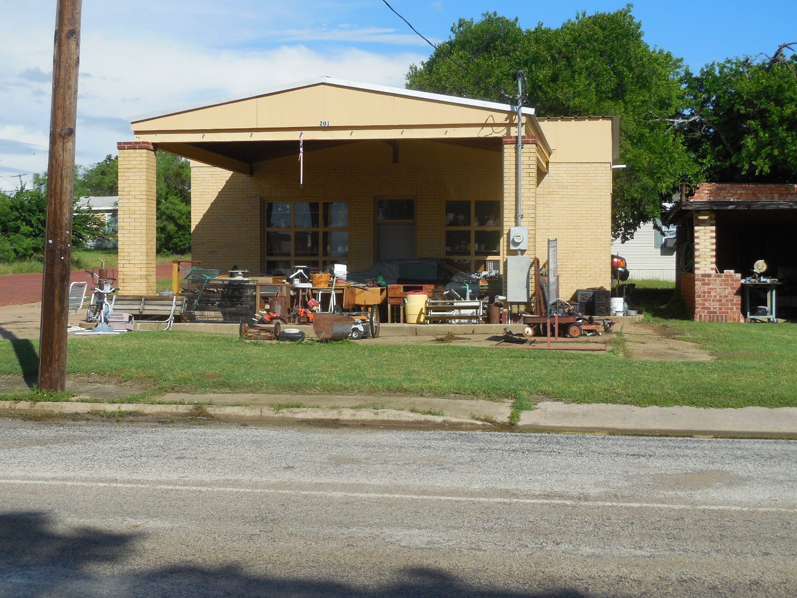 203 N Austin Street Ranger TX 76470