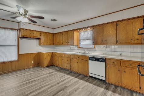 1992 N Us Highway 287 Decatur TX 76234