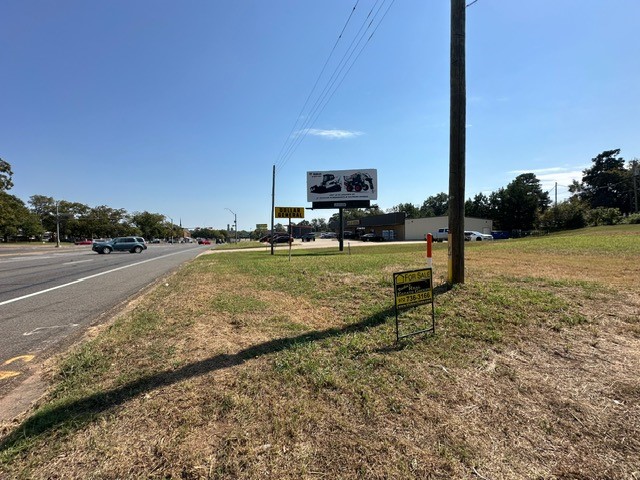 511 W M Watson Daingerfield TX 75638
