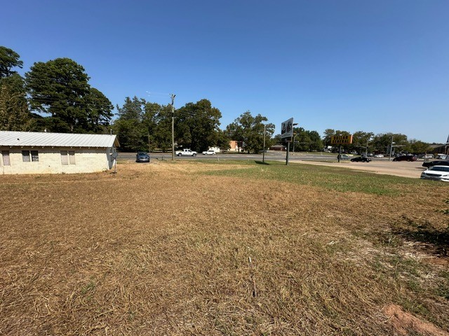 511 W M Watson Daingerfield TX 75638