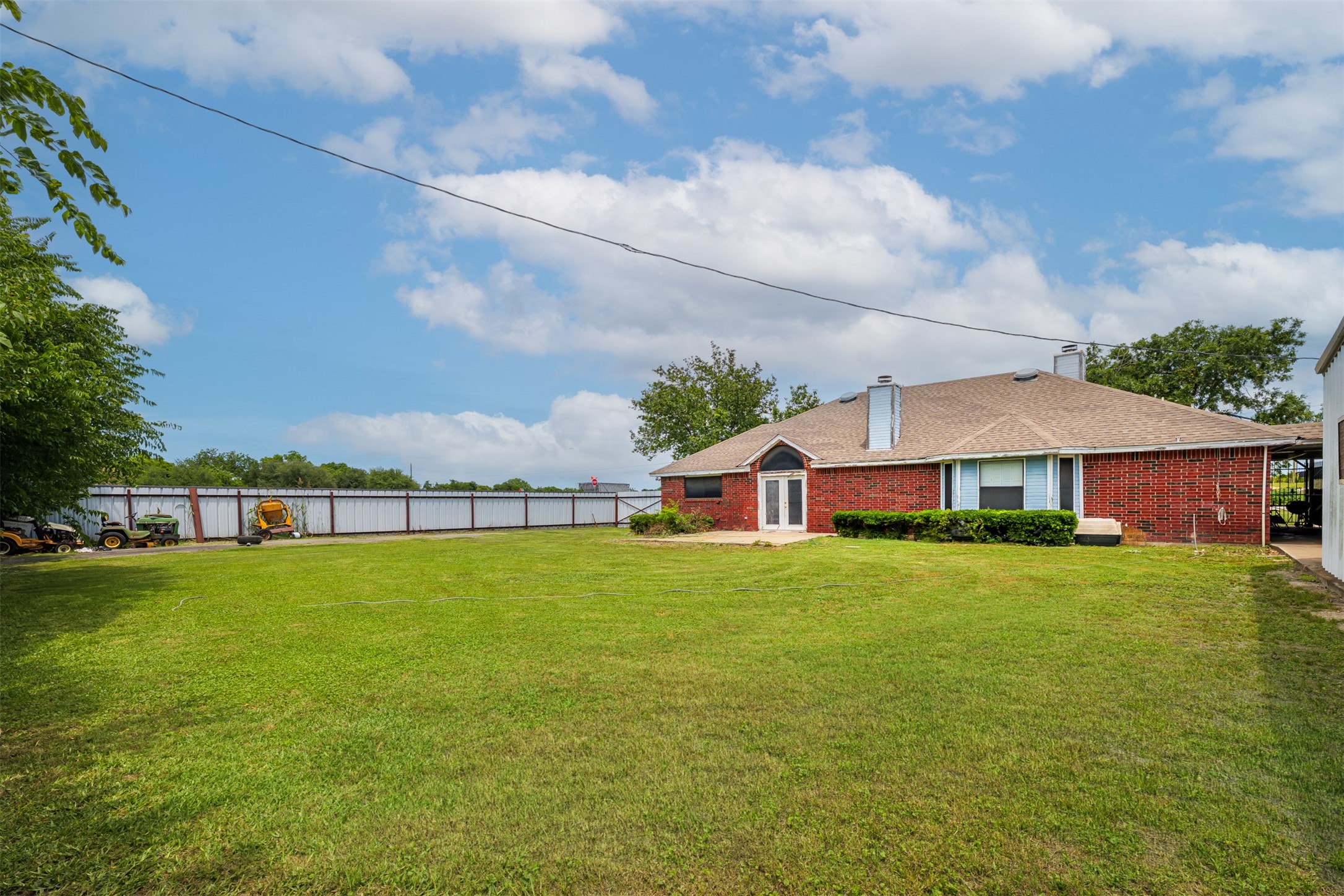 601 Houston School Road Red Oak TX 75154