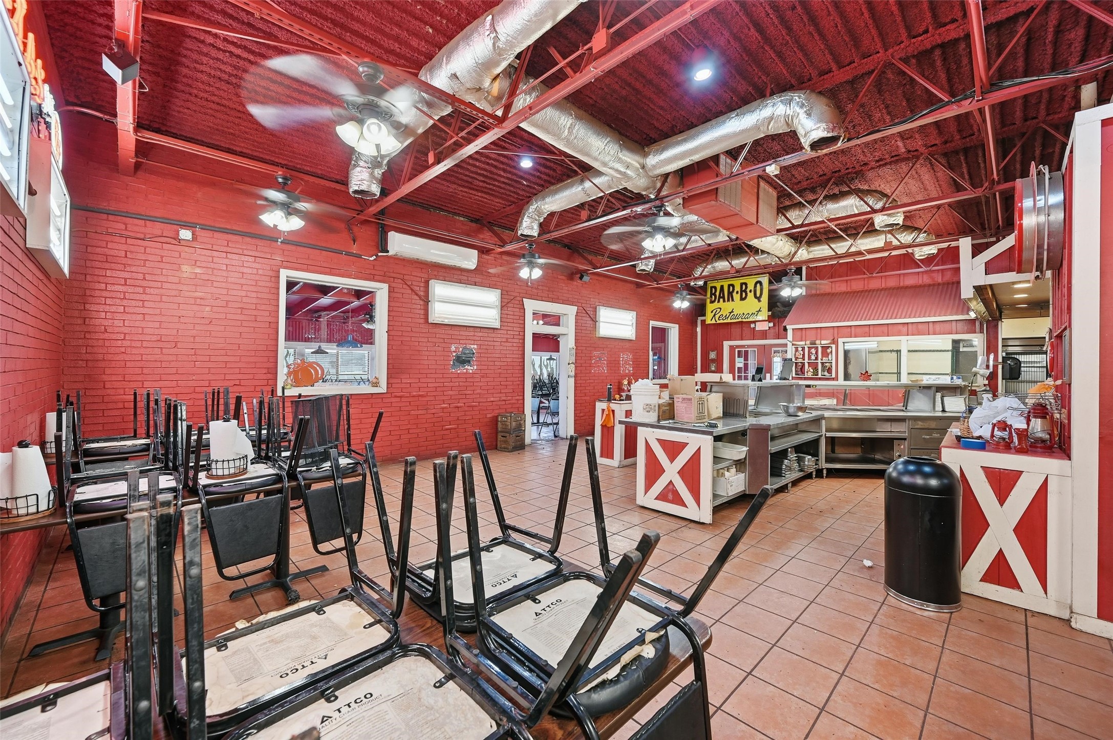 565 W Bedford Euless Road Hurst TX 76053