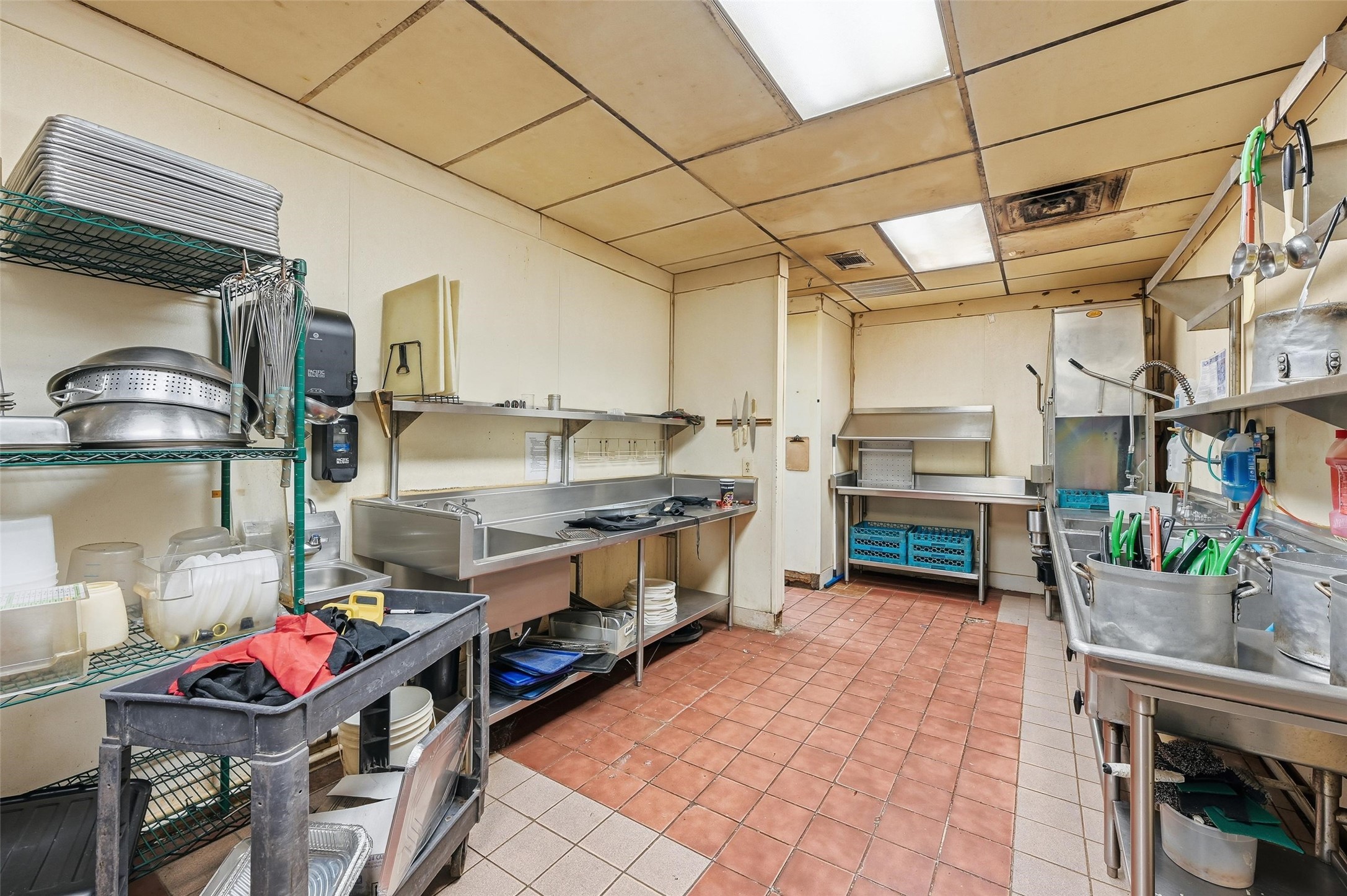 565 W Bedford Euless Road Hurst TX 76053
