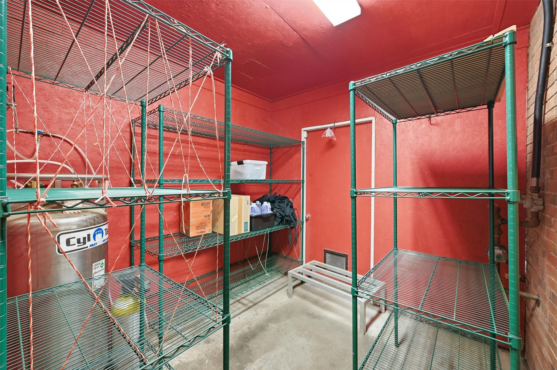565 W Bedford Euless Road Hurst TX 76053
