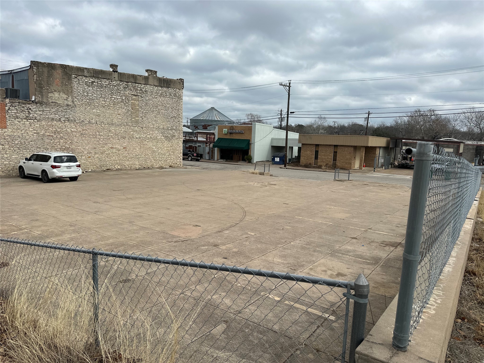 110 S Bell Street Hamilton TX 76531