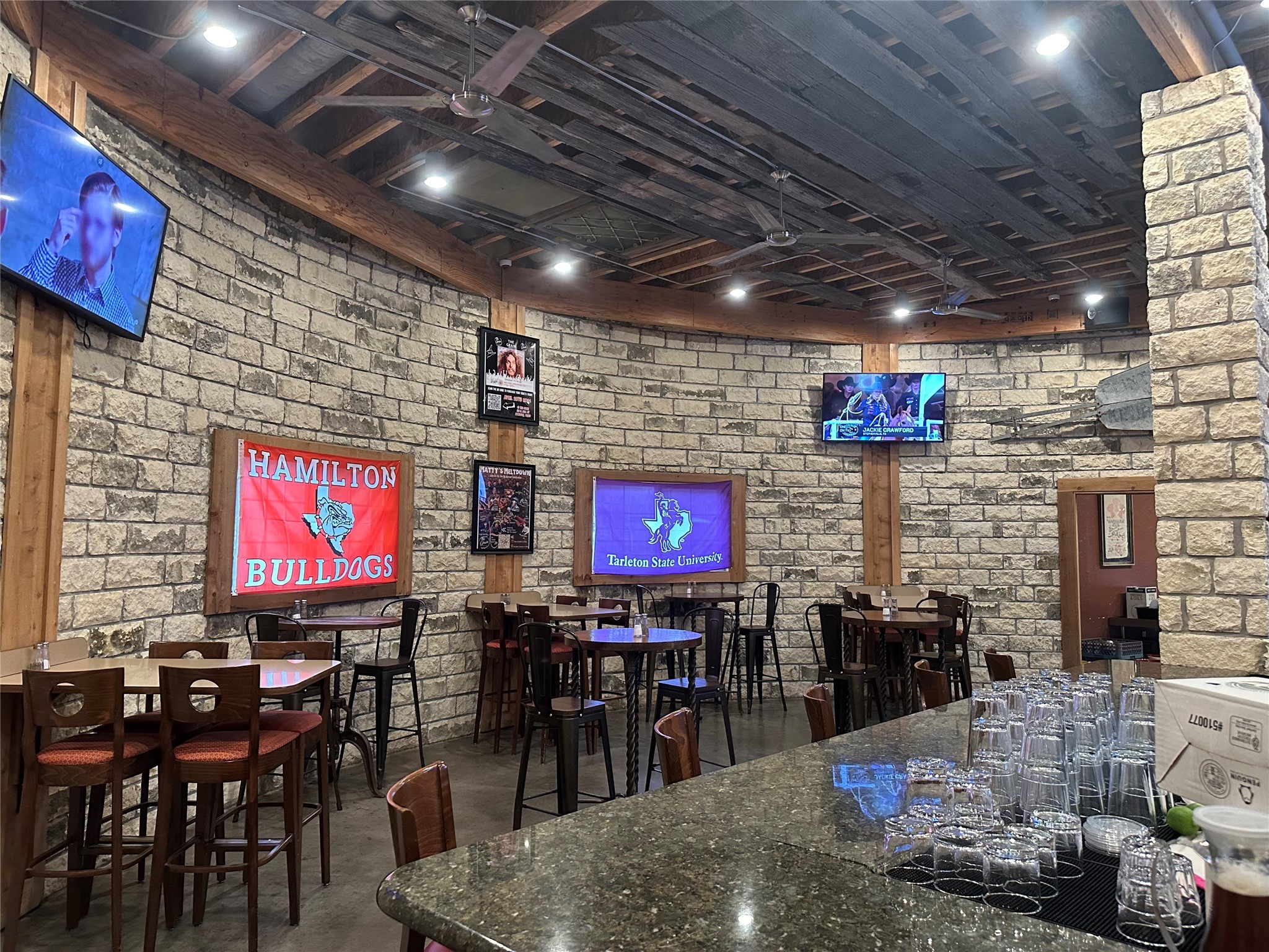 110 S Bell Street Hamilton TX 76531