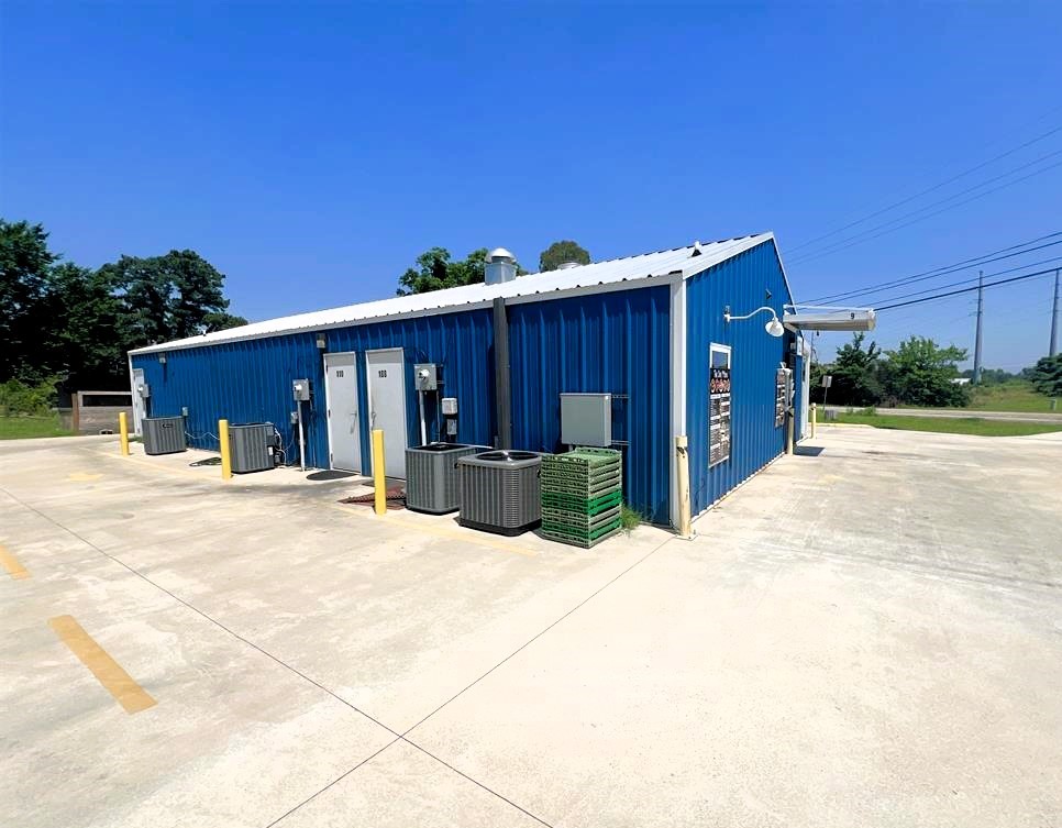1721 N Edwards Avenue Mt Pleasant TX 75455