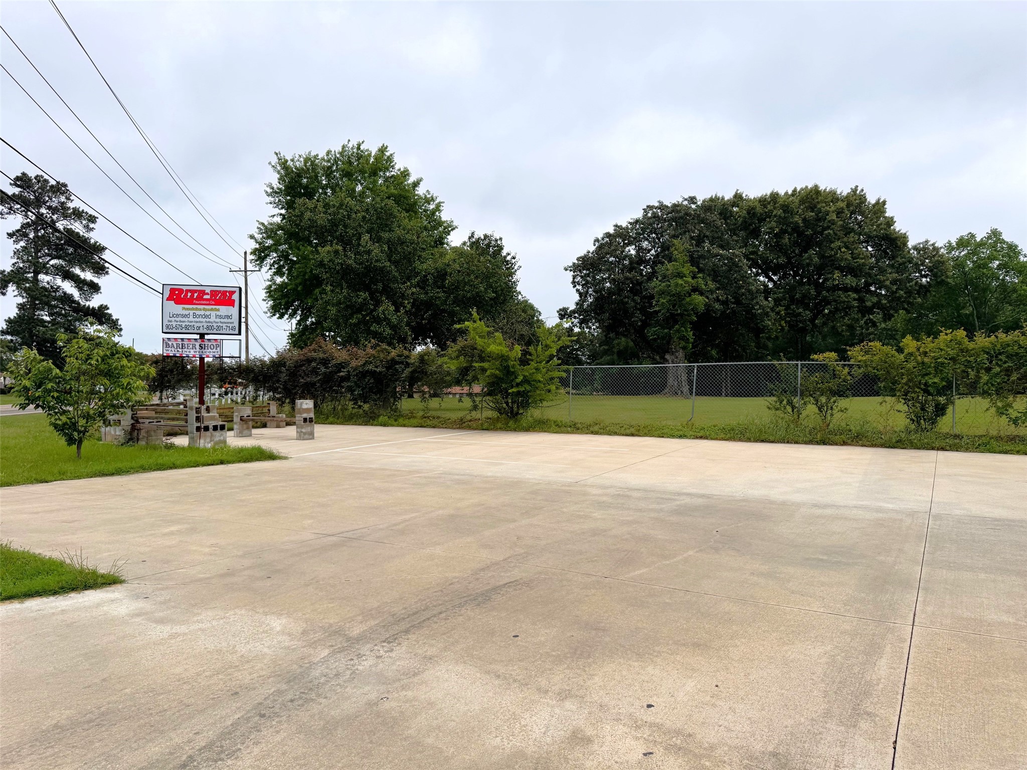 1721 N Edwards Avenue Mt Pleasant TX 75455