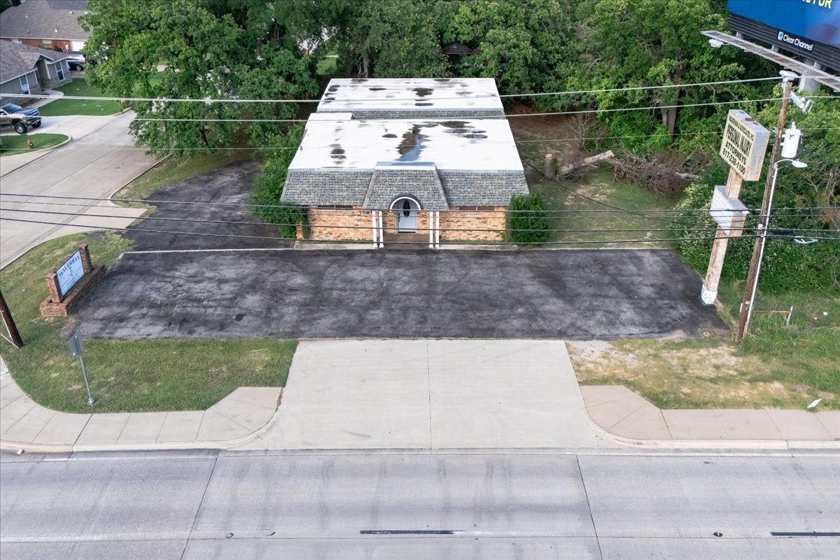 1501 Southeast Parkway Azle TX 76020