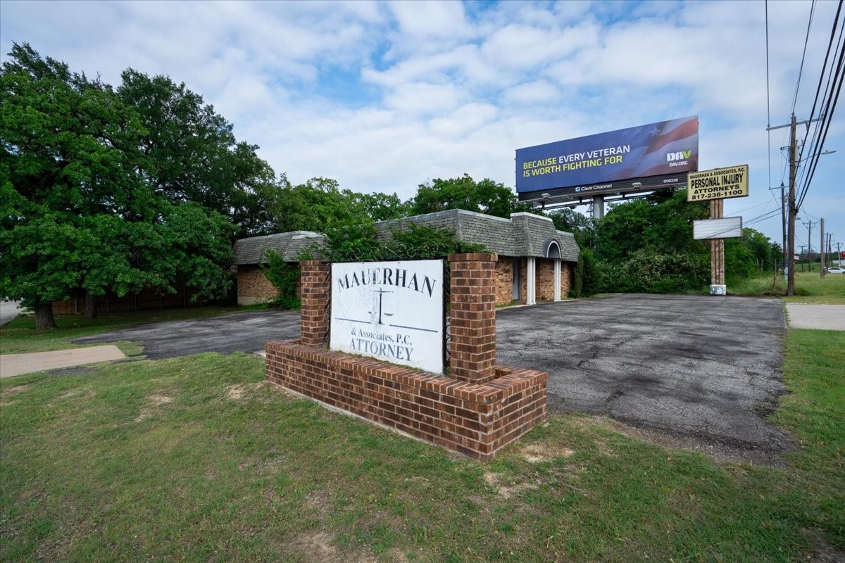 1501 Southeast Parkway Azle TX 76020