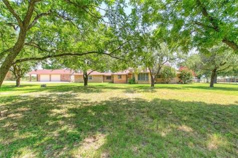4696-B N Highway 377 Stephenville TX 76401