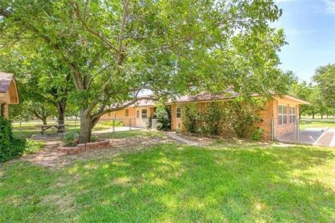 4696-B N Highway 377 Stephenville TX 76401