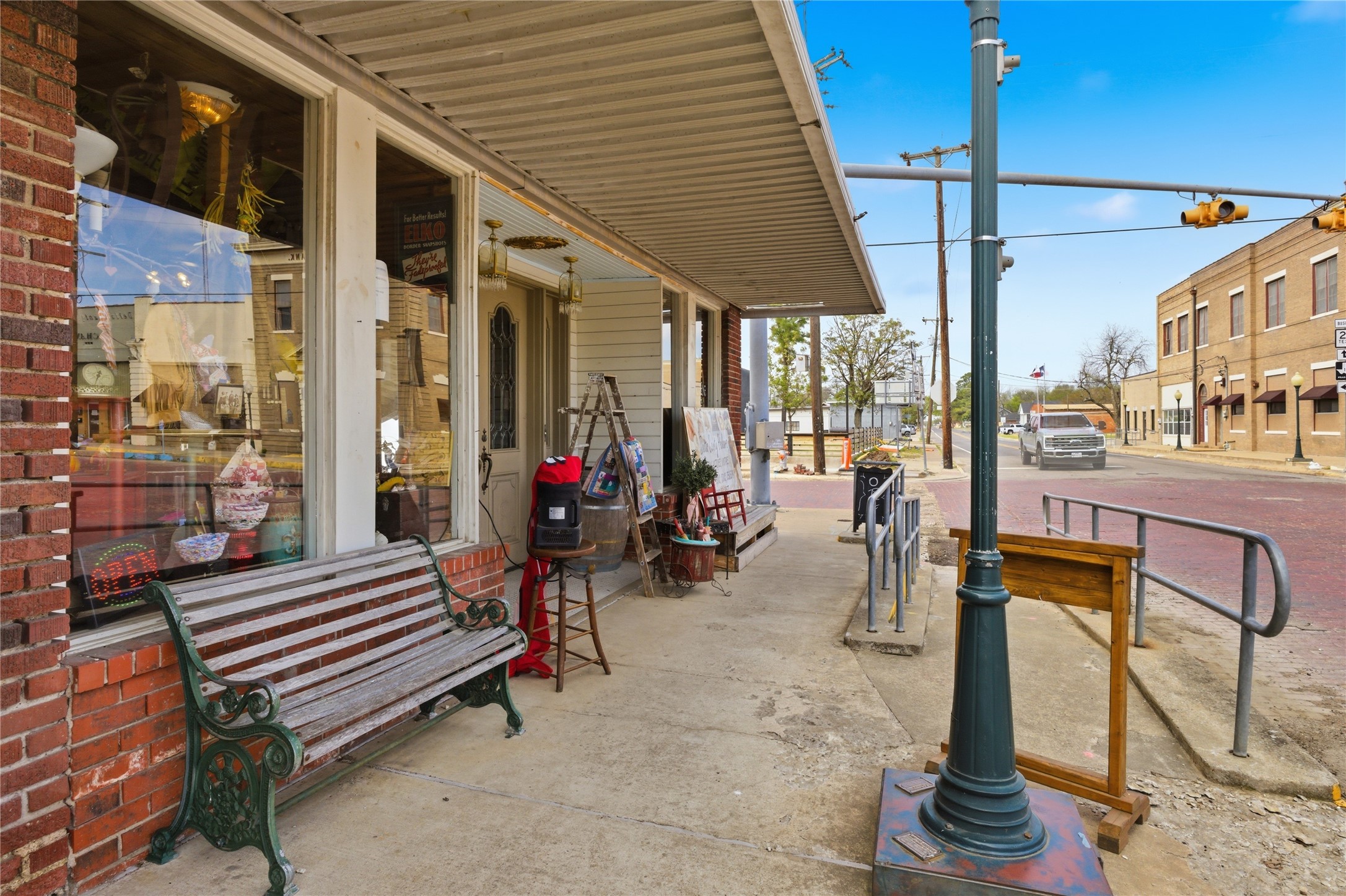 10 S Side Square Cooper TX 75432