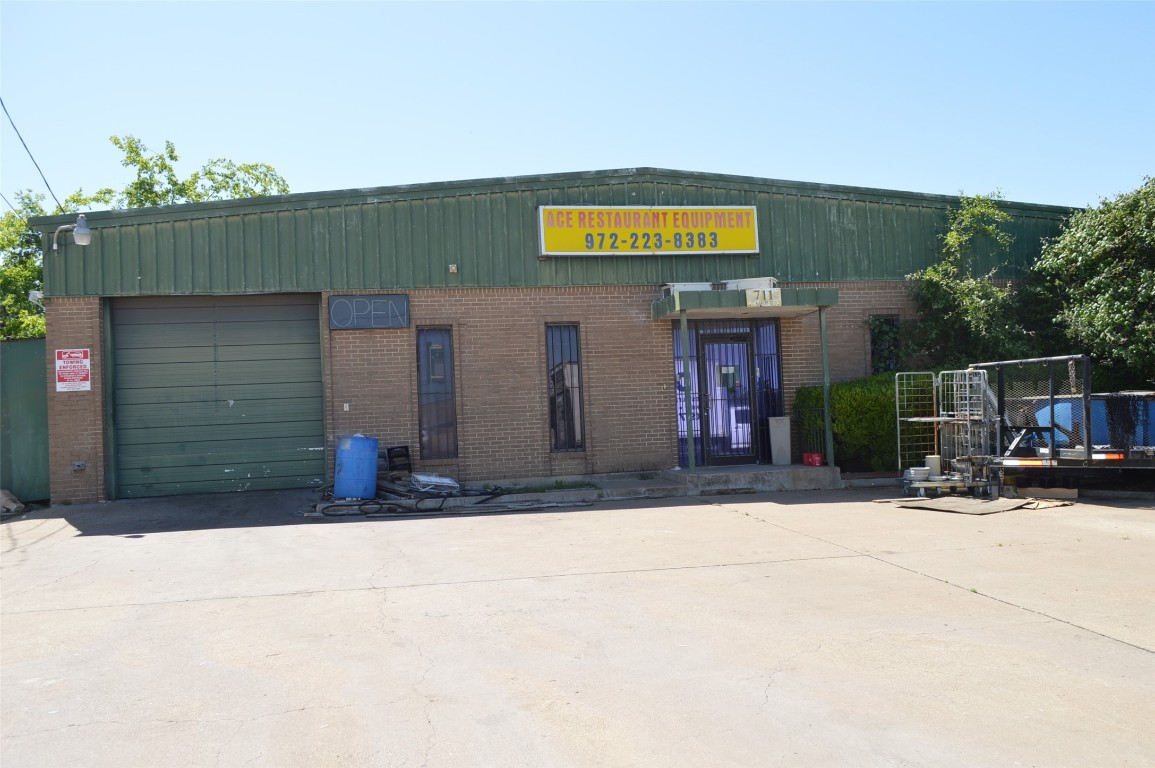 711 S Interstate 35 E Desoto TX 75115
