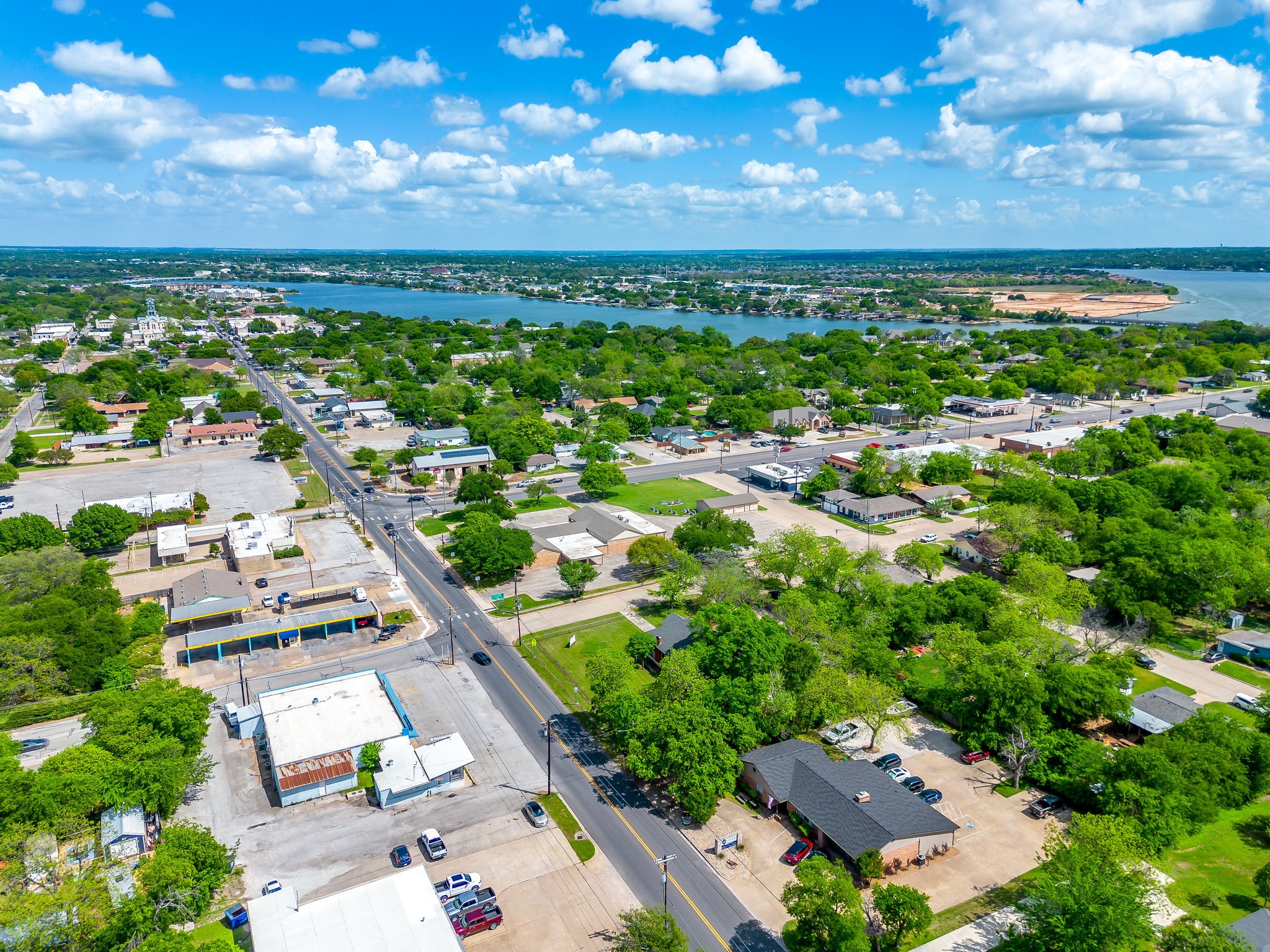 106 S Jones Street Granbury TX 76048
